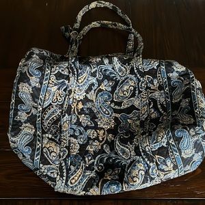 Large Vera Bradley duffle